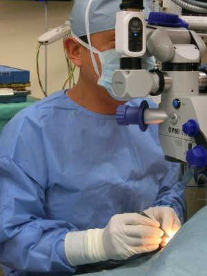 眼科手術
